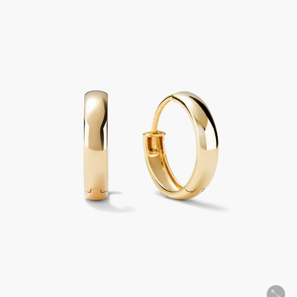 Mejuri Bold Small Hoops 14k Yellow Gold